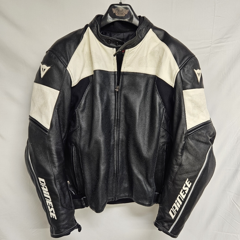 Dainese Zen EVO Perforated Leather Jacket In Black And White Size 56 Racing